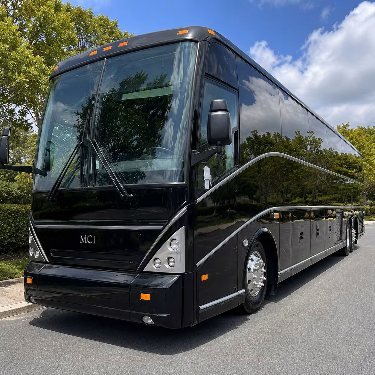 bachelorette party and birthday concert bus rentals in long beach
