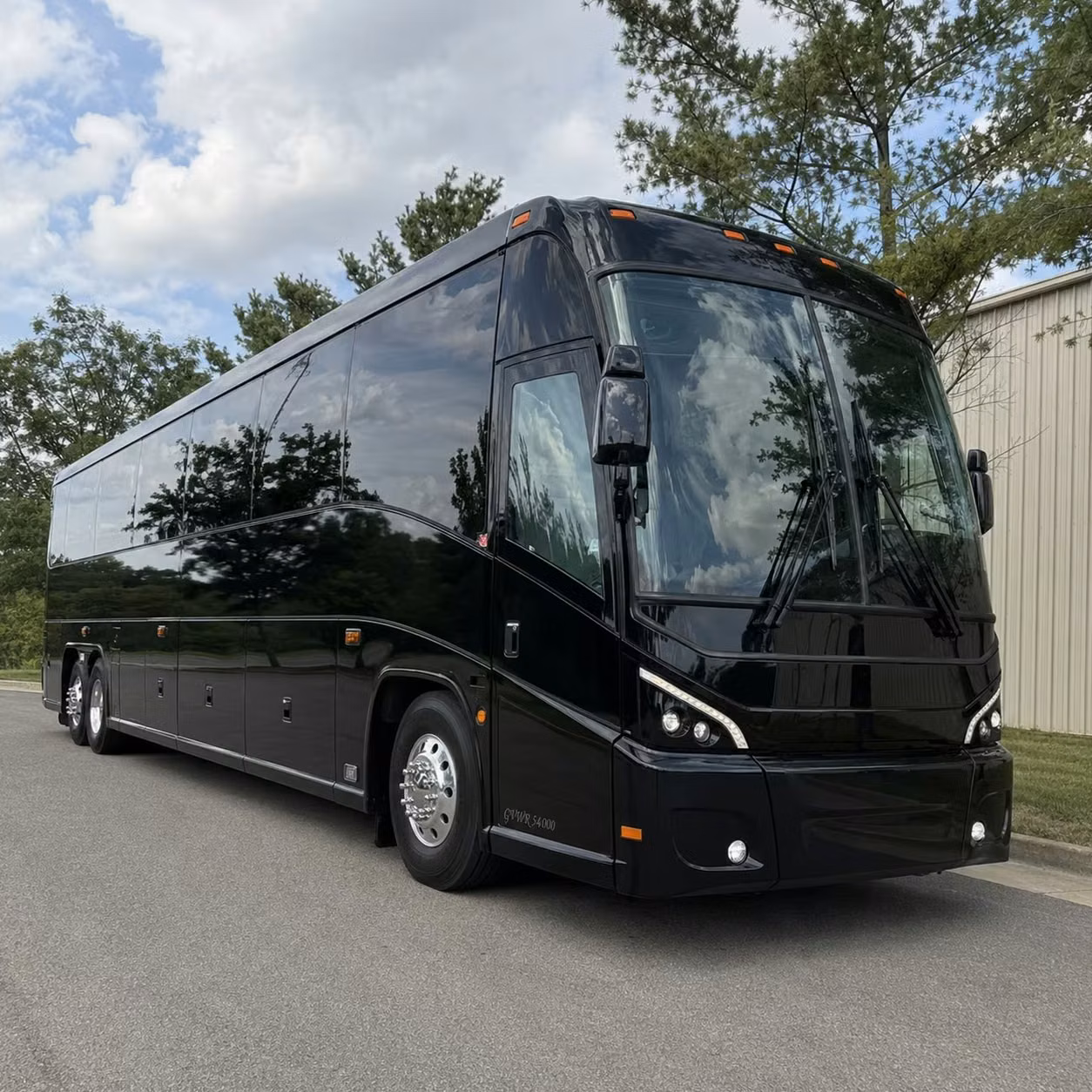 let charterbusrentallongbeachca com handle the logistics of long beach airport employee transfers