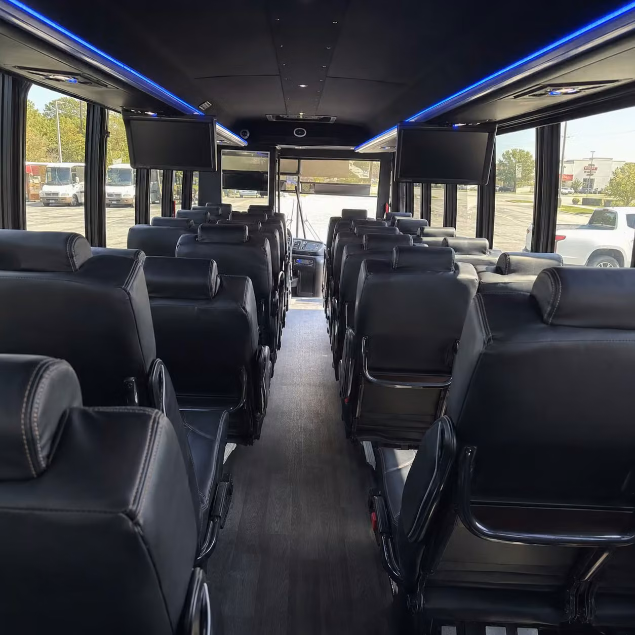 long beach 25 passenger minibus rental